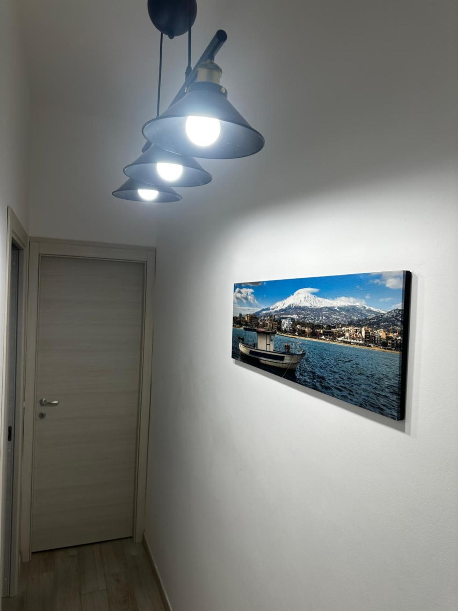 La Finestra Di Anna Sul Mare Apartment Capo d'Orlando Exterior photo